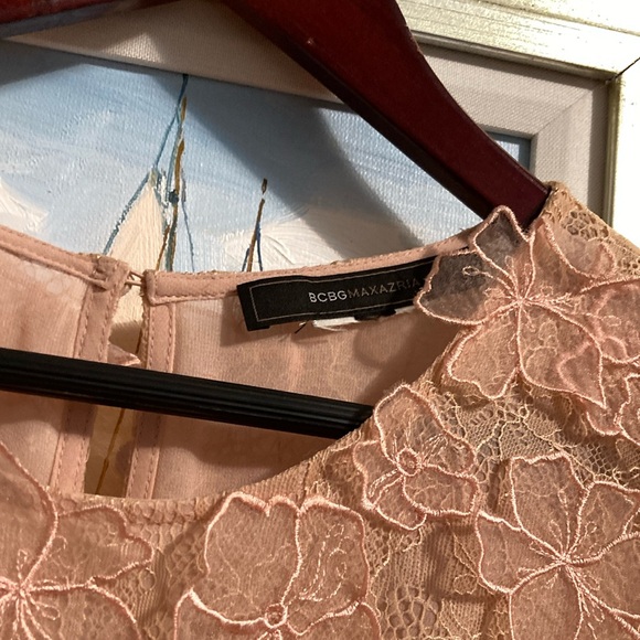 Elegant Lace Blouse in Peach by Zara - Picture 5 of 12